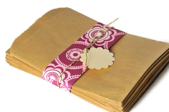 50 flat kraft paper bags . 5 by 7.5 inches . gift bag FDA compliant . serrated . packaging favor bag . flat merchandise bag . weddings